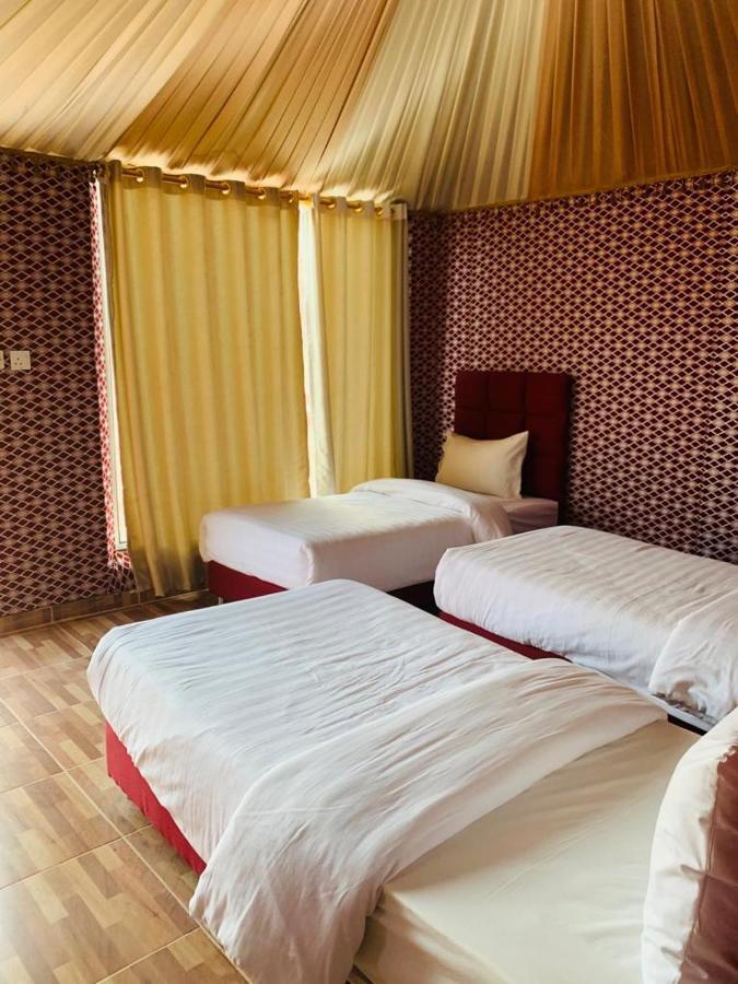 Отель Maraheb Luxury Camp Вади-Рам Экстерьер фото