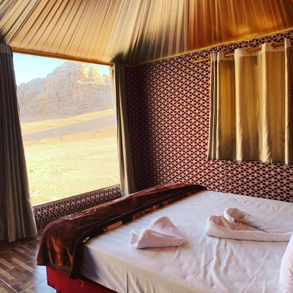 Отель Maraheb Luxury Camp Вади-Рам Экстерьер фото
