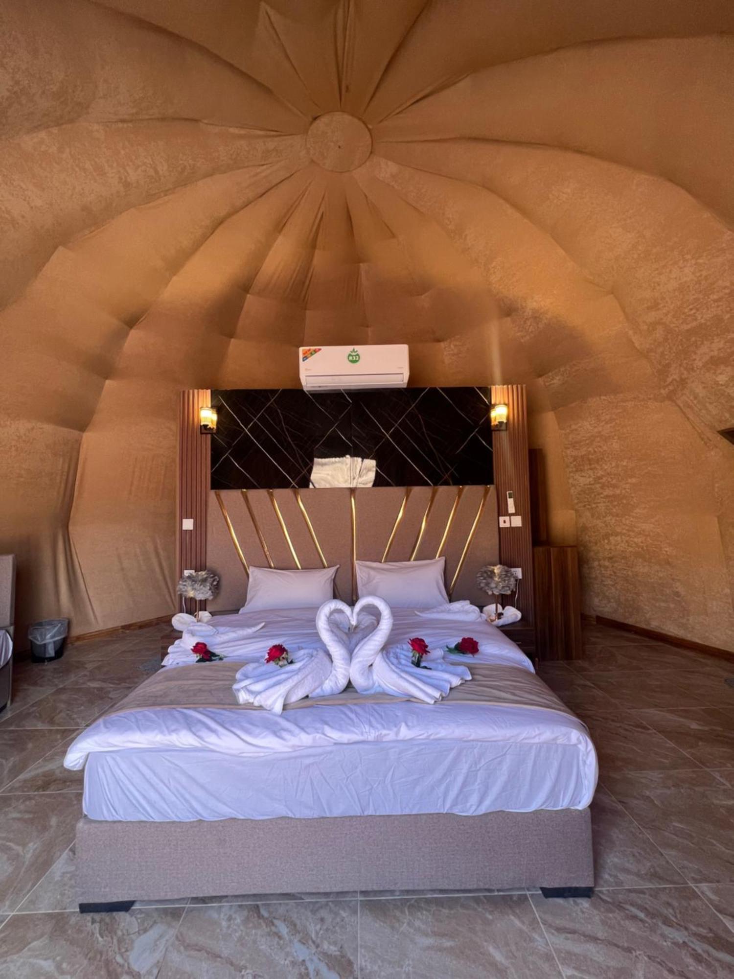 Отель Maraheb Luxury Camp Вади-Рам Экстерьер фото
